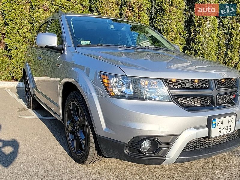 Внедорожник / Кроссовер Dodge Journey 2020 в Киеве