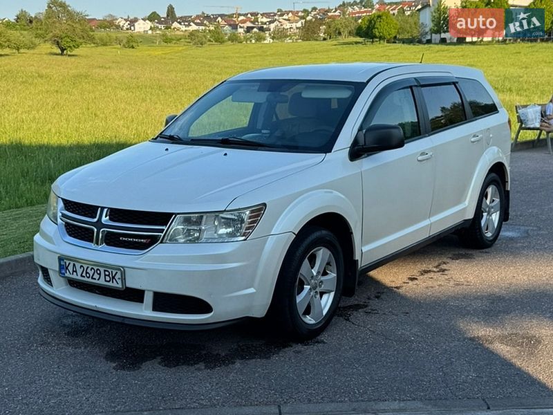 Позашляховик / Кросовер Dodge Journey 2013 в Києві