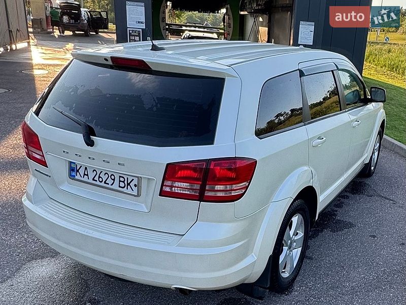 Позашляховик / Кросовер Dodge Journey 2013 в Києві