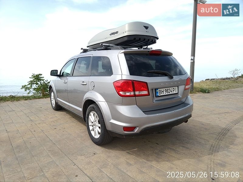 Внедорожник / Кроссовер Dodge Journey 2015 в Кривом Роге