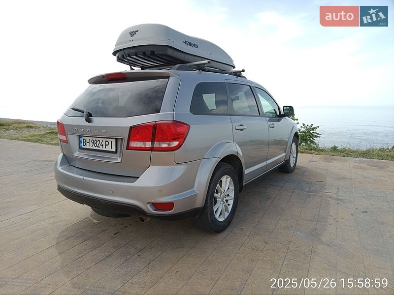 Внедорожник / Кроссовер Dodge Journey 2015 в Кривом Роге
