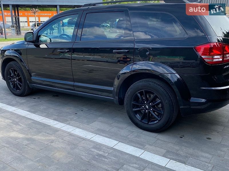 Внедорожник / Кроссовер Dodge Journey 2020 в Луцке