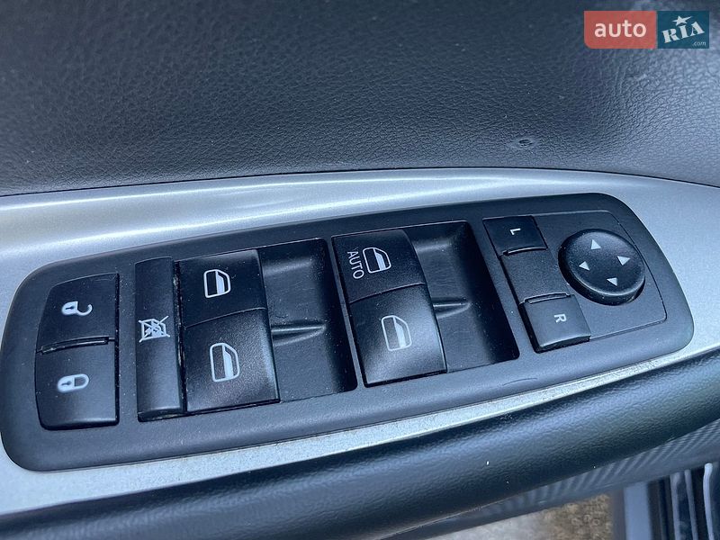 Внедорожник / Кроссовер Dodge Journey 2019 в Киеве