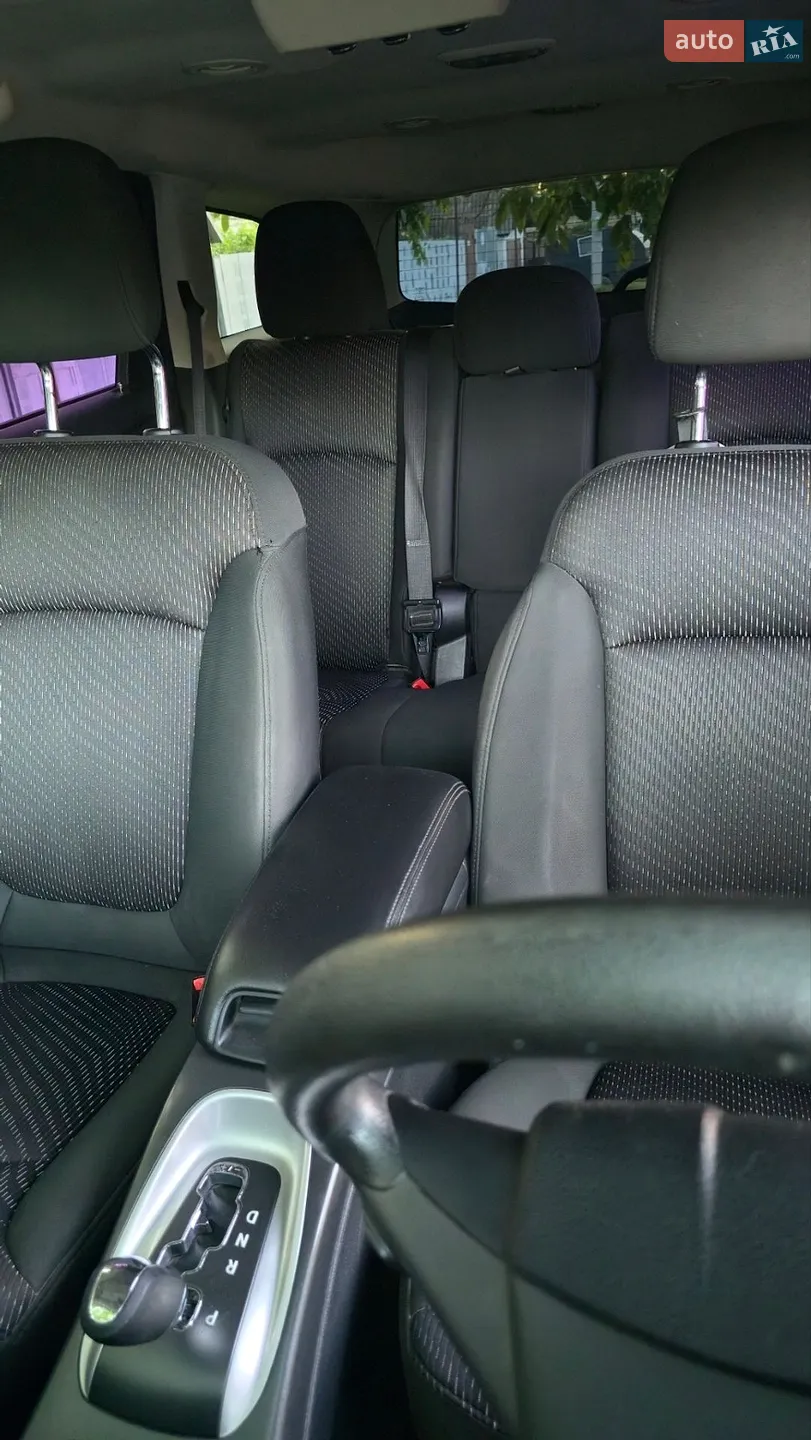 2011 Dodge Journey - мініатюра 31