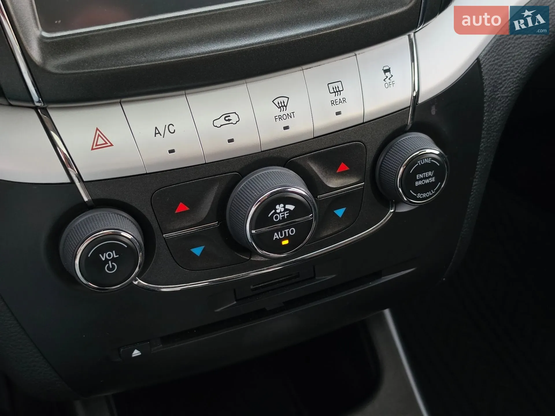 2017 Dodge Journey - мініатюра 31