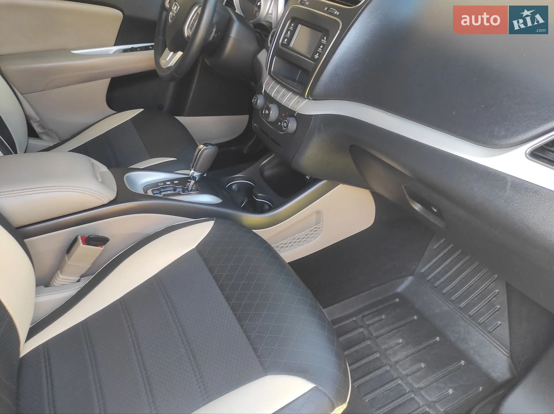 2014 Dodge Journey - мініатюра 4