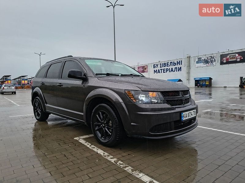 Dodge Journey, photos from the listing