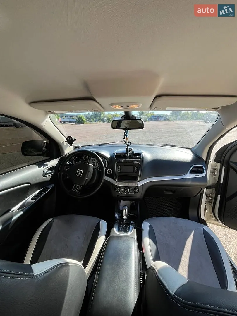 2020 Dodge Journey - мініатюра 11