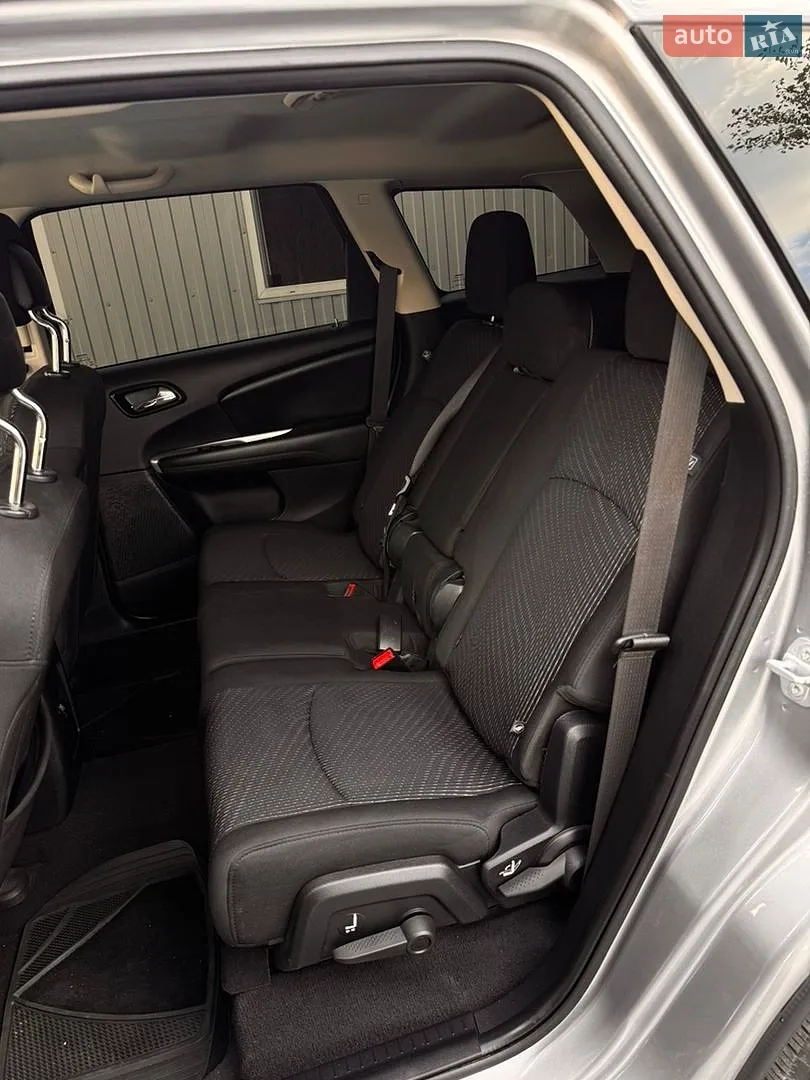 2017 Dodge Journey - мініатюра 11
