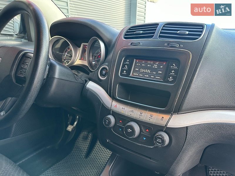 Внедорожник / Кроссовер Dodge Journey 2013 в Киеве