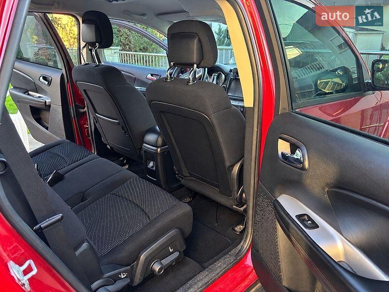 Внедорожник / Кроссовер Dodge Journey 2015 в Львове