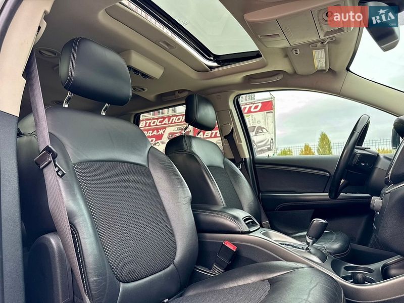 Внедорожник / Кроссовер Dodge Journey 2017 в Киеве