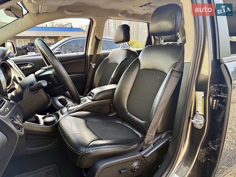 Внедорожник / Кроссовер Dodge Journey 2015 в Харькове