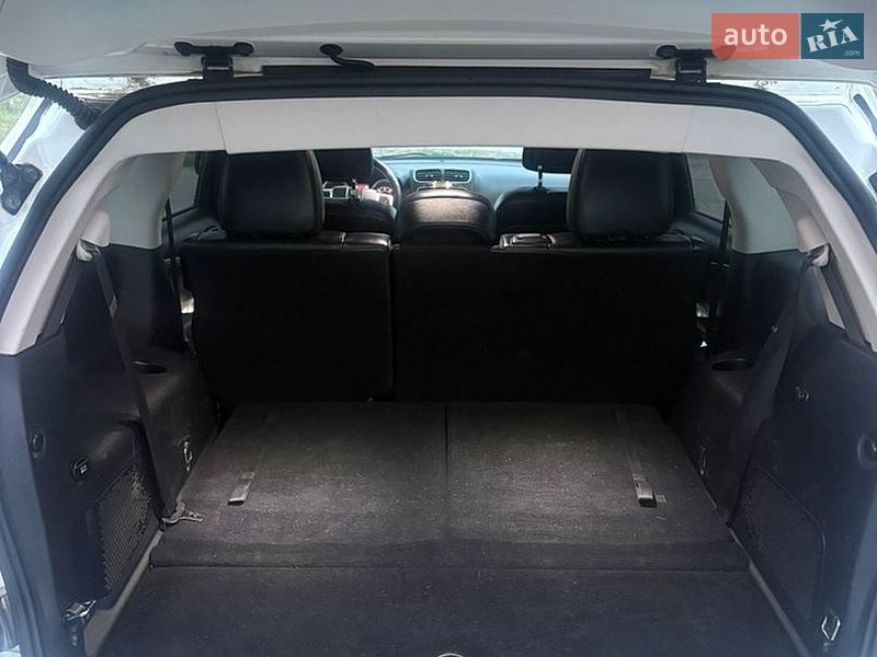 Внедорожник / Кроссовер Dodge Journey 2016 в Самаре фото 16 Внедорожник / Кроссовер Dodge Journey 2016 в Самаре