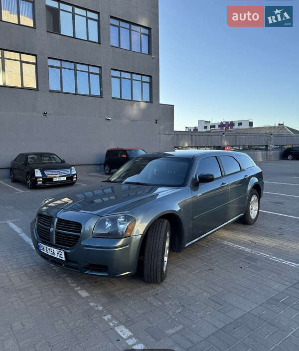 Dodge Magnum 2005 Dodge Magnum 2005