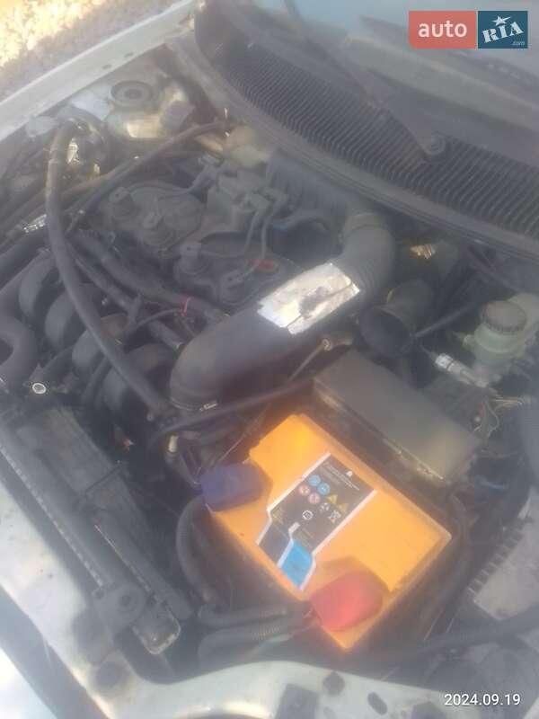 Седан Dodge Neon 1995 в Харькове