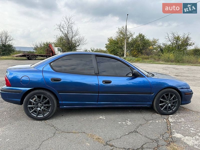 Седан Dodge Neon 1996 в Кривом Роге