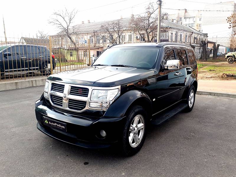 Dodge Nitro 2008 года
