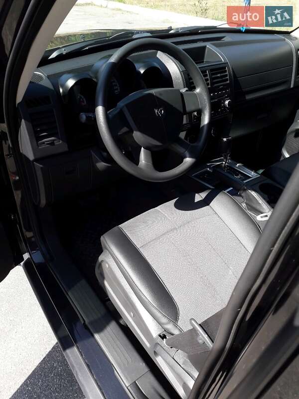Позашляховик / Кросовер Dodge Nitro 2008 в Кропивницькому
