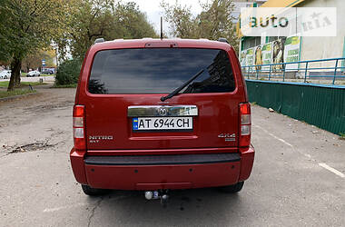 Внедорожник / Кроссовер Dodge Nitro 2007 в Калуше