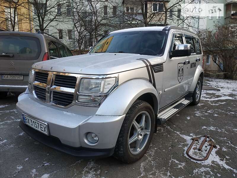 Позашляховик / Кросовер Dodge Nitro 2007 в Києві