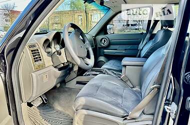 Внедорожник / Кроссовер Dodge Nitro 2008 в 