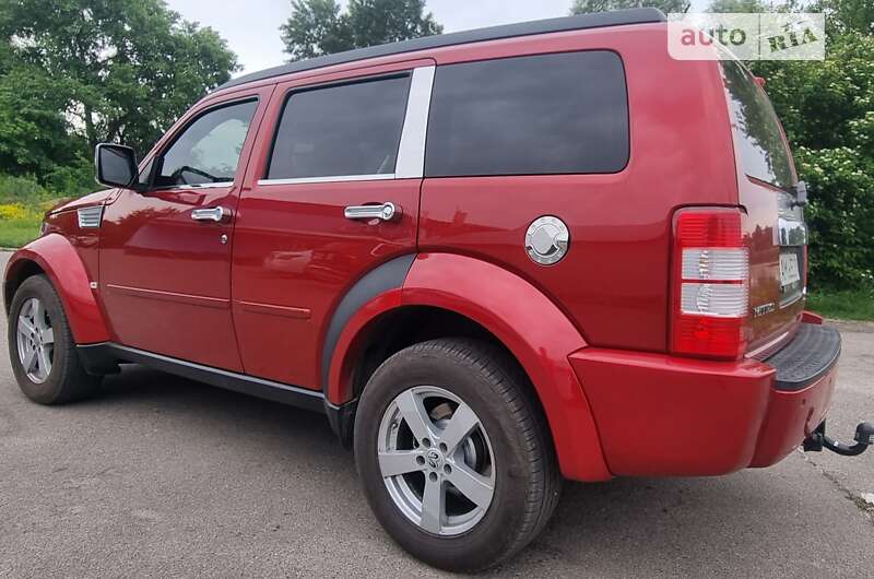 Внедорожник / Кроссовер Dodge Nitro 2008 в Бердичеве