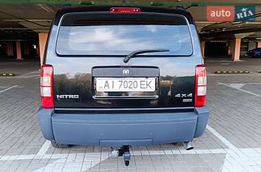Внедорожник / Кроссовер Dodge Nitro 2008 в Киеве