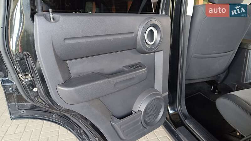 Позашляховик / Кросовер Dodge Nitro 2008 в Києві
