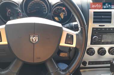 Внедорожник / Кроссовер Dodge Nitro 2008 в 