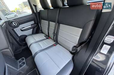 Позашляховик / Кросовер Dodge Nitro 2008 в 