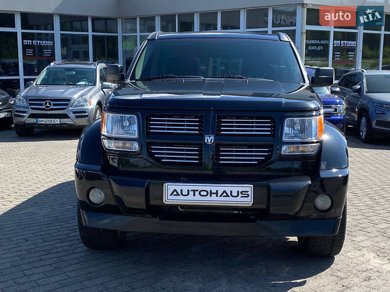 Позашляховик / Кросовер Dodge Nitro 2008 в Житомирі