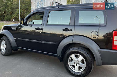 Внедорожник / Кроссовер Dodge Nitro 2008 в 