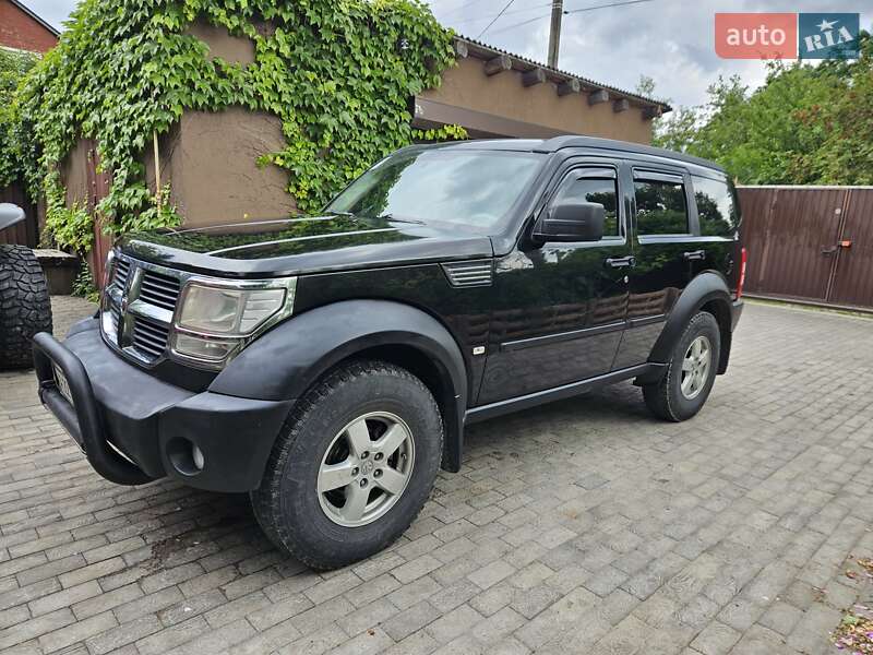 Внедорожник / Кроссовер Dodge Nitro 2007 в Киеве