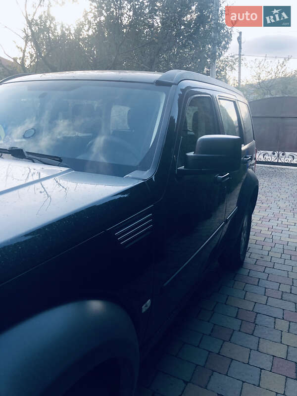 Внедорожник / Кроссовер Dodge Nitro 2007 в Львове