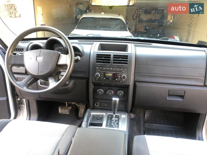 Внедорожник / Кроссовер Dodge Nitro 2007 в Львове