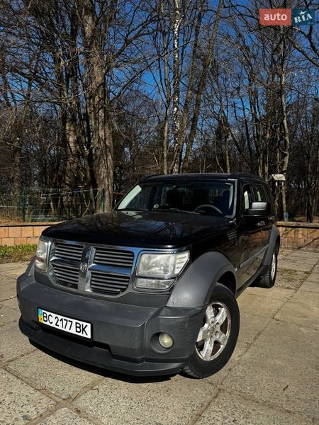 Внедорожник / Кроссовер Dodge Nitro 2008 в Львове