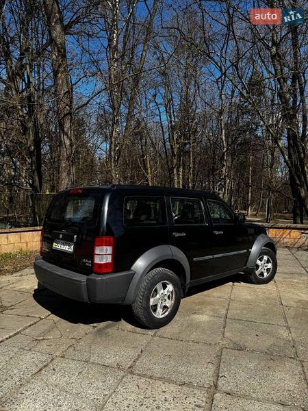 Внедорожник / Кроссовер Dodge Nitro 2008 в Львове