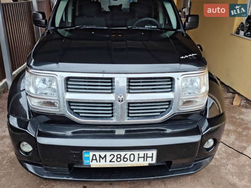 Позашляховик / Кросовер Dodge Nitro 2008 в Житомирі фото 2 Позашляховик / Кросовер Dodge Nitro 2008 в Житомирі