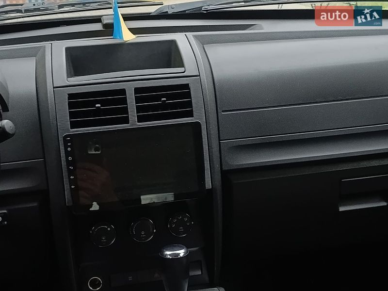 Позашляховик / Кросовер Dodge Nitro 2007 в Кривому Розі фото 13 Позашляховик / Кросовер Dodge Nitro 2007 в Кривому Розі