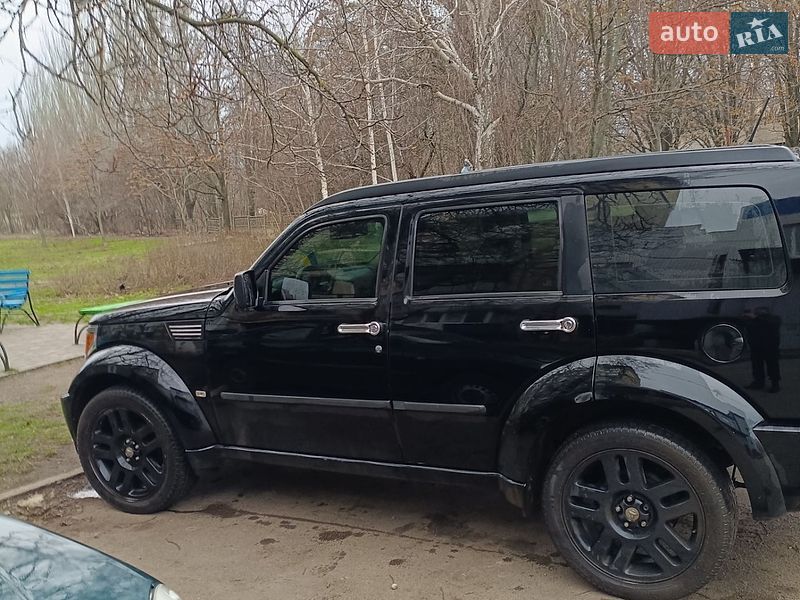 Внедорожник / Кроссовер Dodge Nitro 2007 в Кривом Роге
