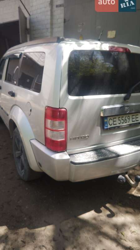 Позашляховик / Кросовер Dodge Nitro 2007 в Чернівцях