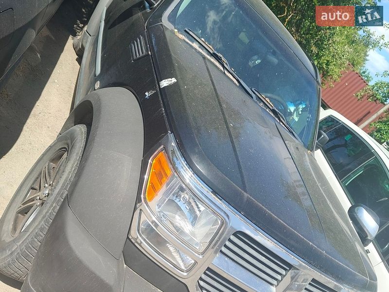Внедорожник / Кроссовер Dodge Nitro 2007 в Остроге