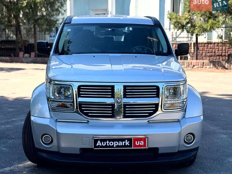 Внедорожник / Кроссовер Dodge Nitro 2008 в Киеве