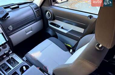 Внедорожник / Кроссовер Dodge Nitro 2008 в Киеве