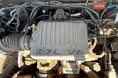 Внедорожник / Кроссовер Dodge Nitro 2007 в Харькове