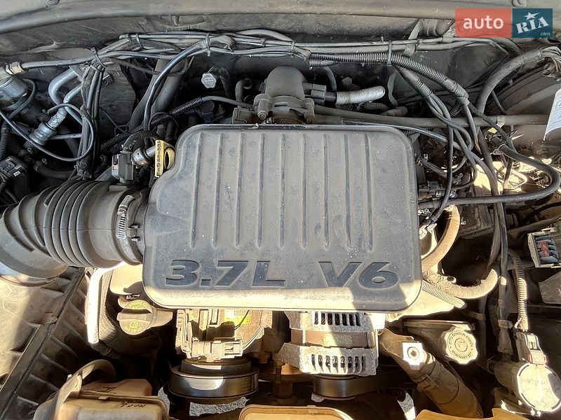 Внедорожник / Кроссовер Dodge Nitro 2007 в Харькове