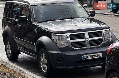 Внедорожник / Кроссовер Dodge Nitro 2007 в Ровно