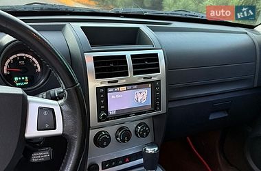 Внедорожник / Кроссовер Dodge Nitro 2008 в Днепре