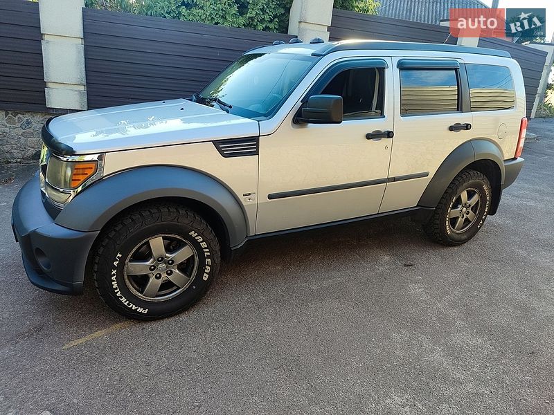Внедорожник / Кроссовер Dodge Nitro 2007 в Белой Церкви